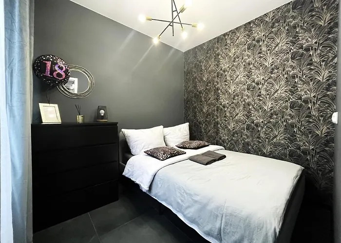 Sunset Aircon - Self Check-in 24h Вроцлав