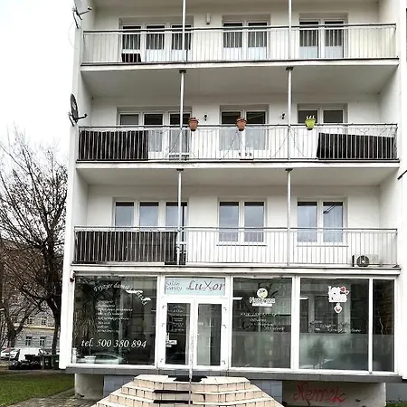 Sunset Aircon - Self Check-in 24h Apartment *